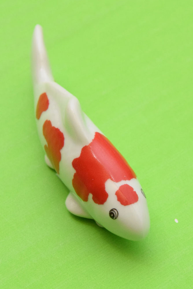 Koï en porcelaine